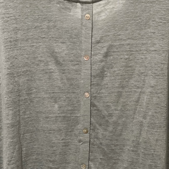 Tahari Eucalyptus Back Button short sleeve High Low Hem Tunic - Picture 7 of 10